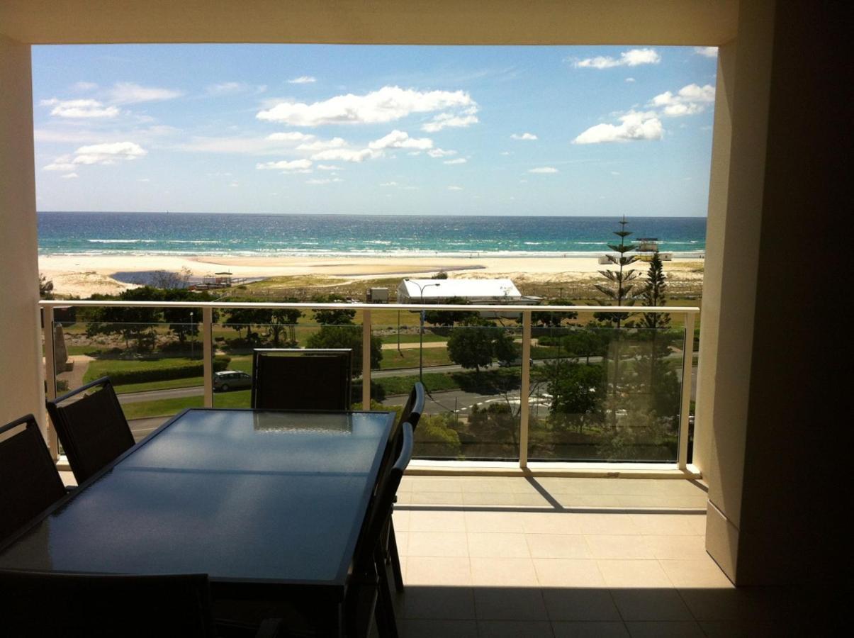 Kirra Surf Apartments Gold Coast Bagian luar foto