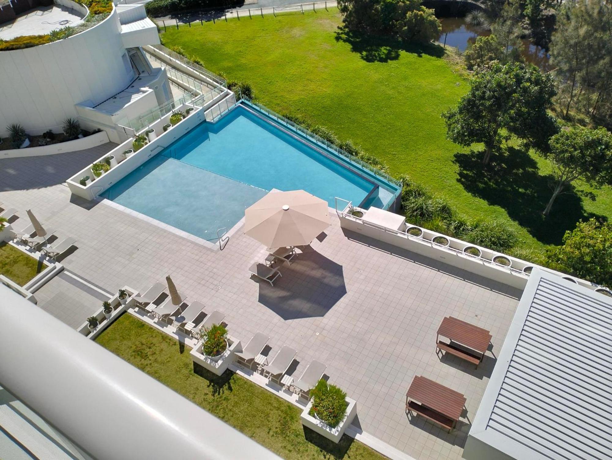 Kirra Surf Apartments Gold Coast Bagian luar foto