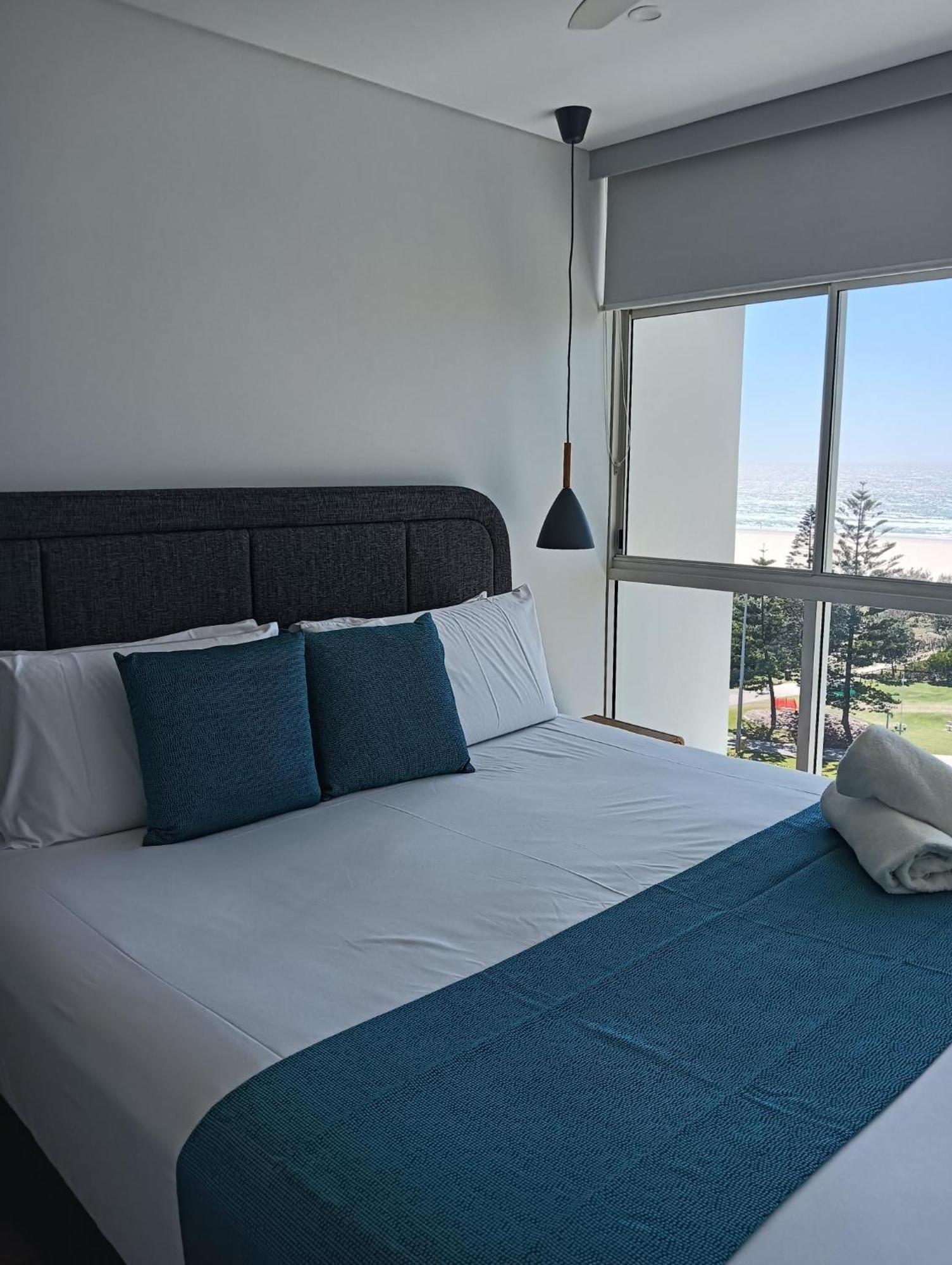 Kirra Surf Apartments Gold Coast Bagian luar foto